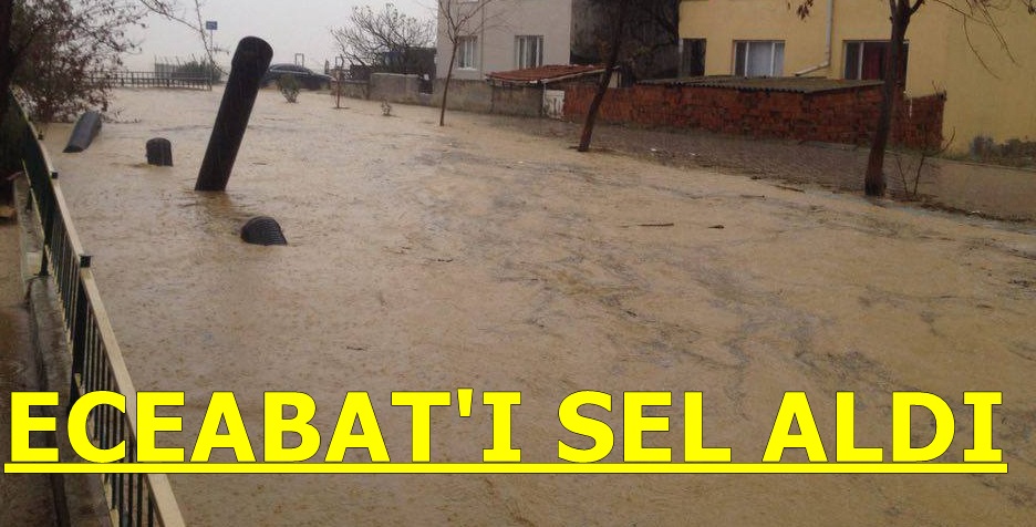 Eceabat’ı Sel Aldı