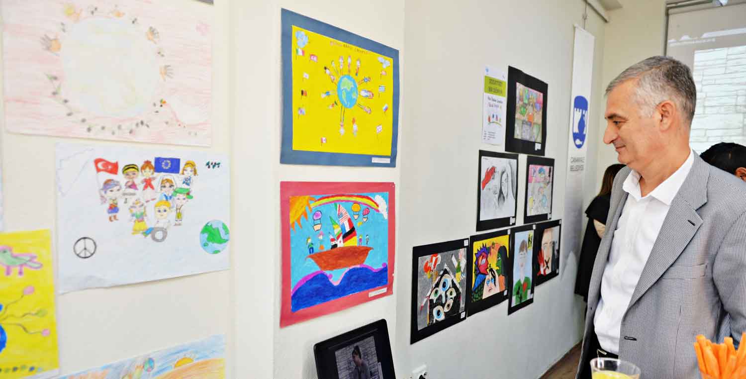 “Şiddetsiz Bir Dünya”