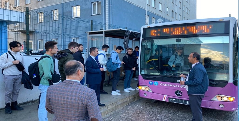 VALİ AKTAŞ ÖĞRENCİLERLE BULUŞTU…!